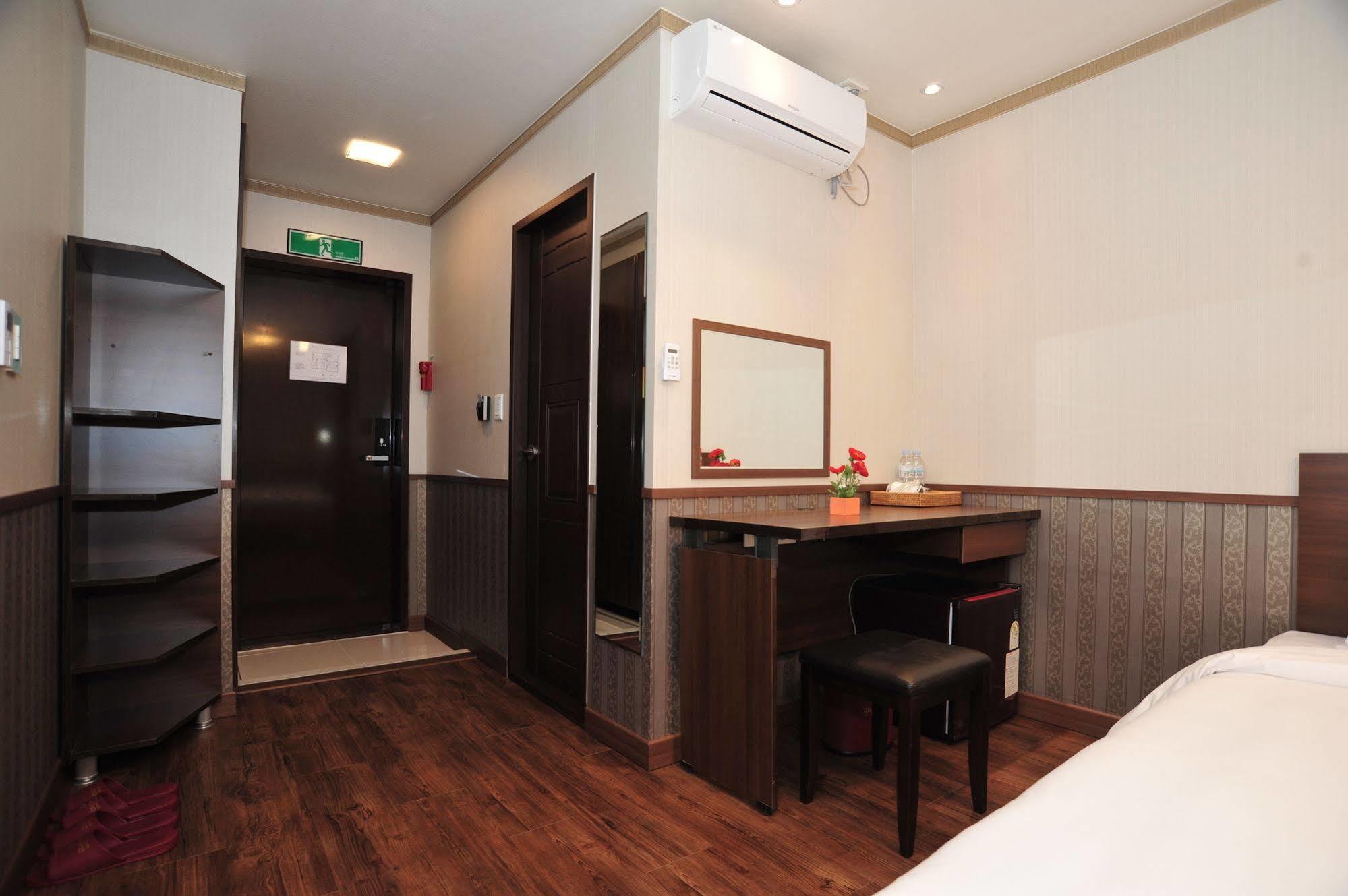 Global Inn Seoul Dongdaemun City Days Inn Εξωτερικό φωτογραφία
